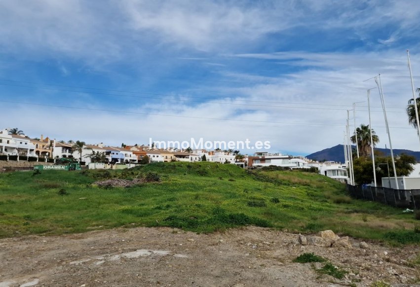 Wiederverkauf - Grundstück - Estepona  - Estepona Centro