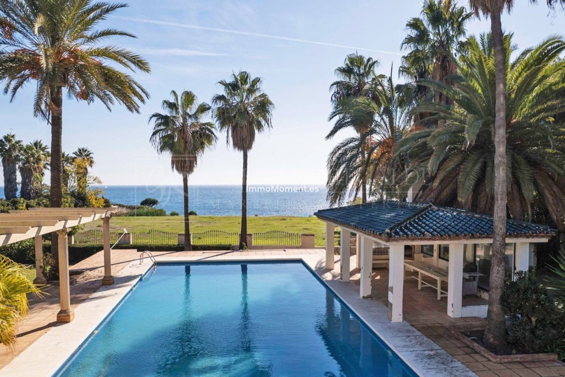 Wiederverkauf - Grundstück - Estepona  - Estepona Centro
