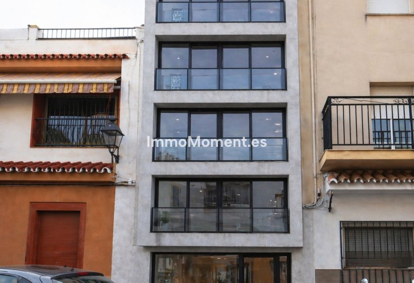 Wiederverkauf - Grundstück - Fuengirola - Fuengirola Centro