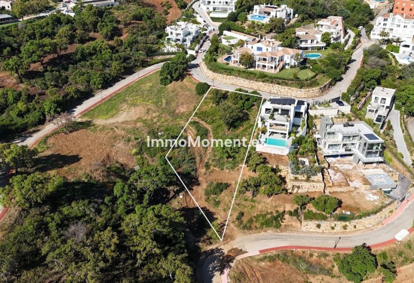 Wiederverkauf - Grundstück - Marbella - La Mairena