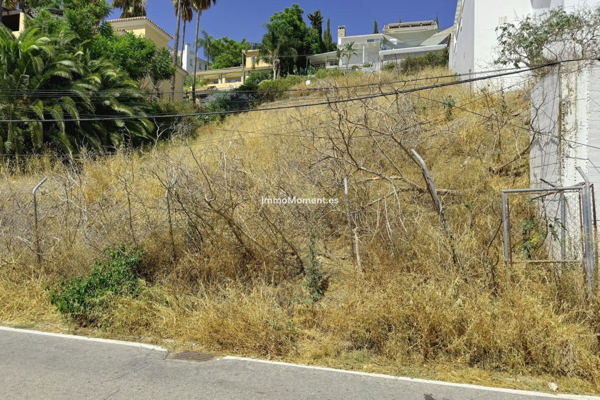 Wiederverkauf - Land - Marbella - Nueva Andalucía