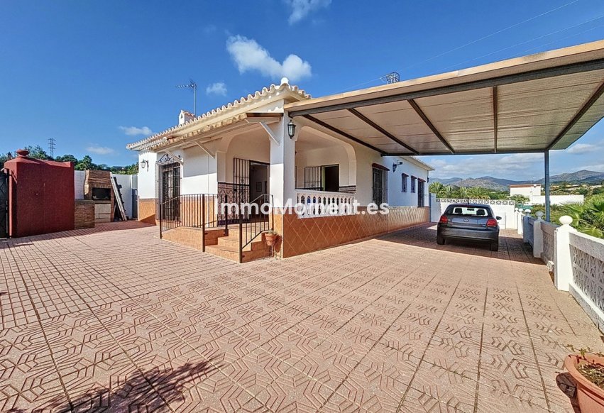 Wiederverkauf - Landhaus - Estepona  - El Padron