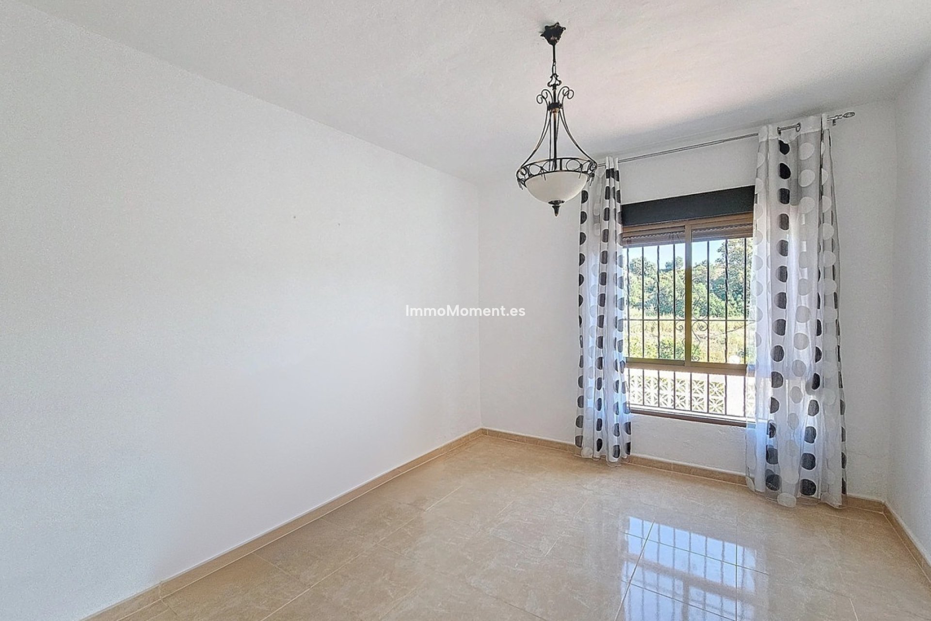 Wiederverkauf - Landhaus - Estepona  - El Padron