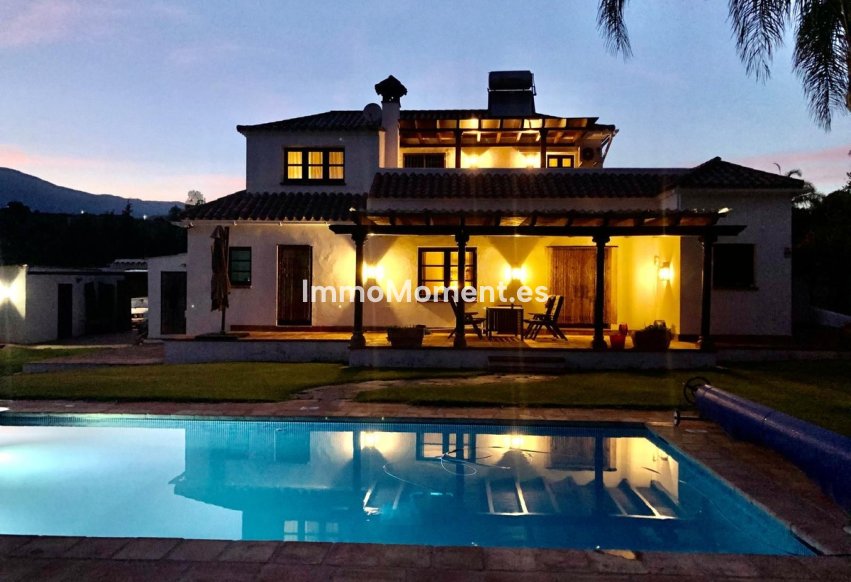 Wiederverkauf - Landhaus - Estepona  - Estepona Centro