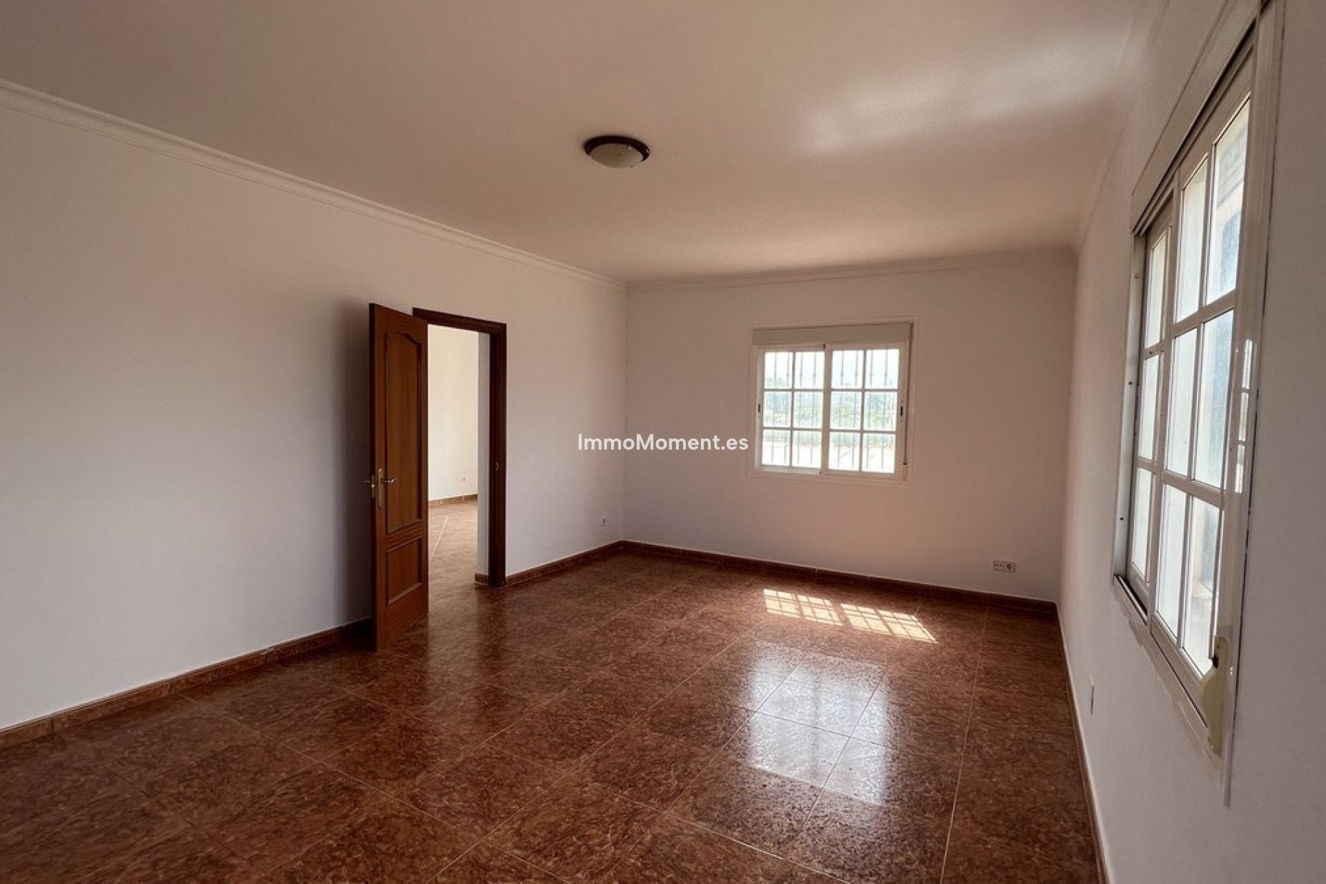 Wiederverkauf - Landhaus -   Inländisch - Alhaurín de la Torre