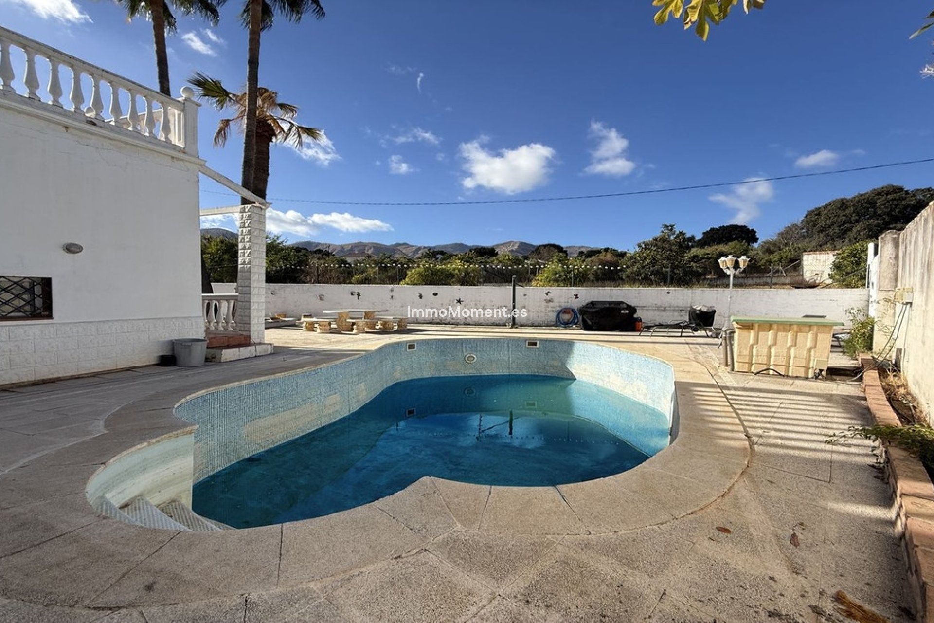 Wiederverkauf - Landhaus -   Inländisch - Alhaurín de la Torre