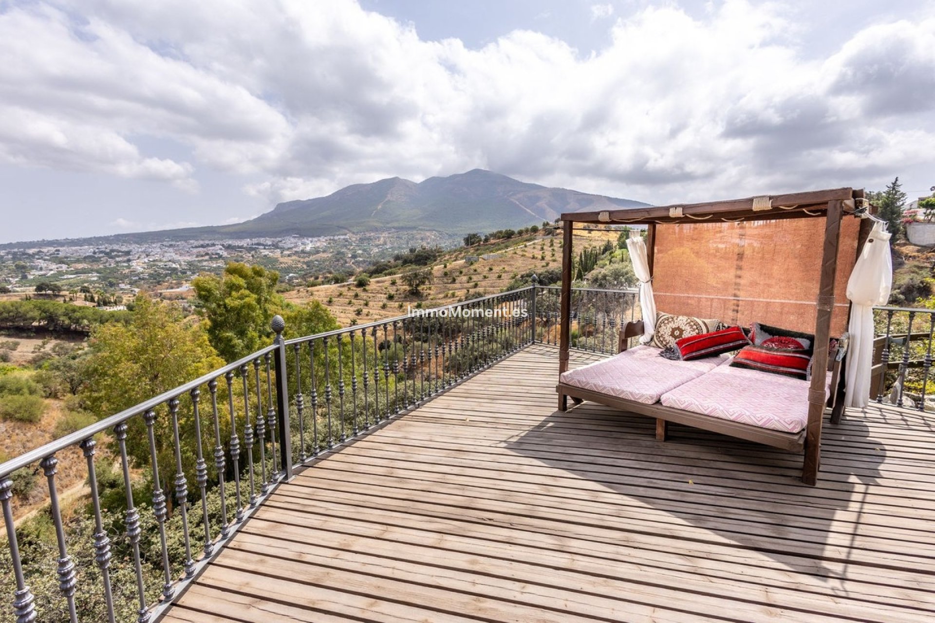 Wiederverkauf - Landhaus -   Inländisch - Alhaurín el Grande Centro