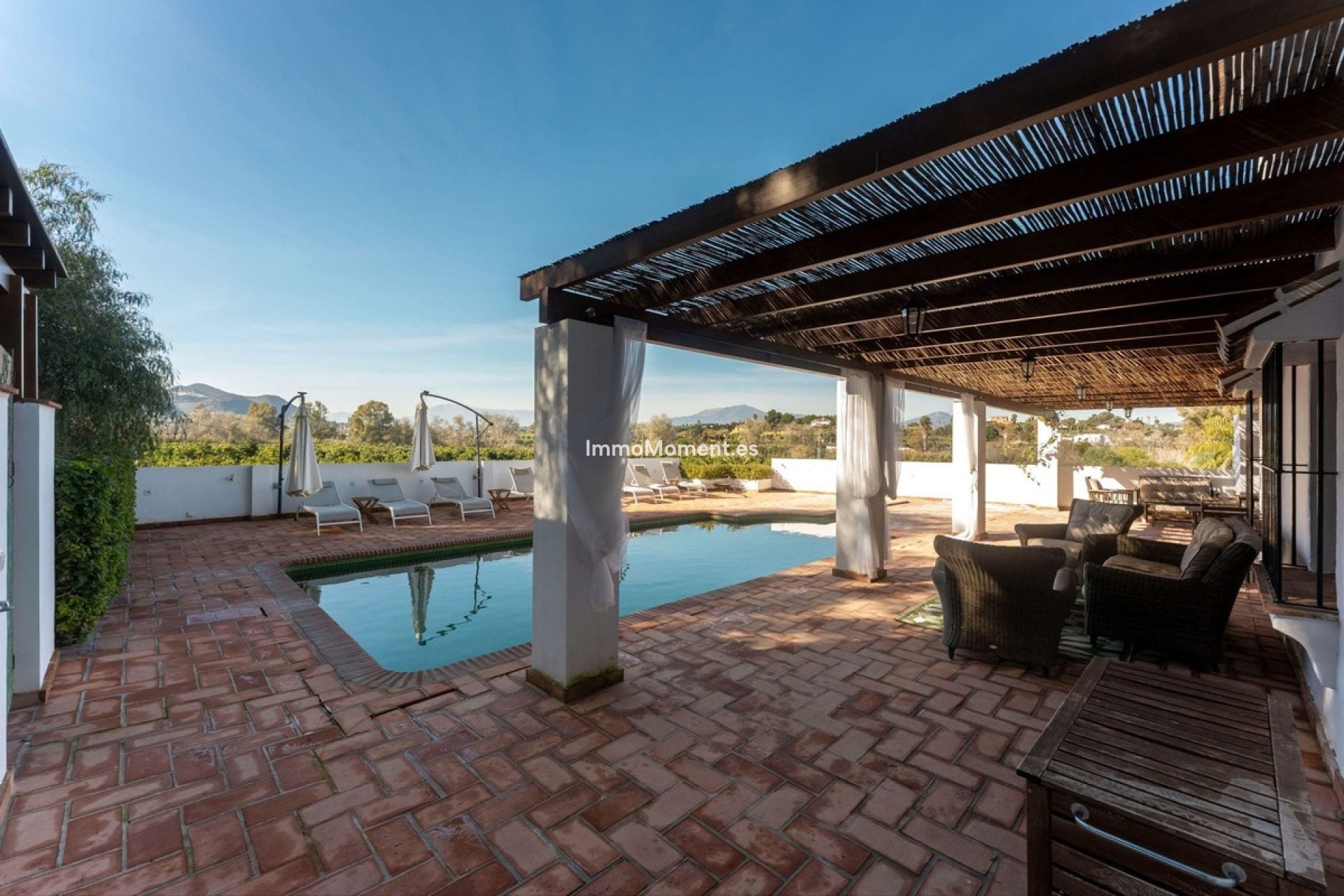 Wiederverkauf - Landhaus -   Inländisch - Alhaurín el Grande Centro