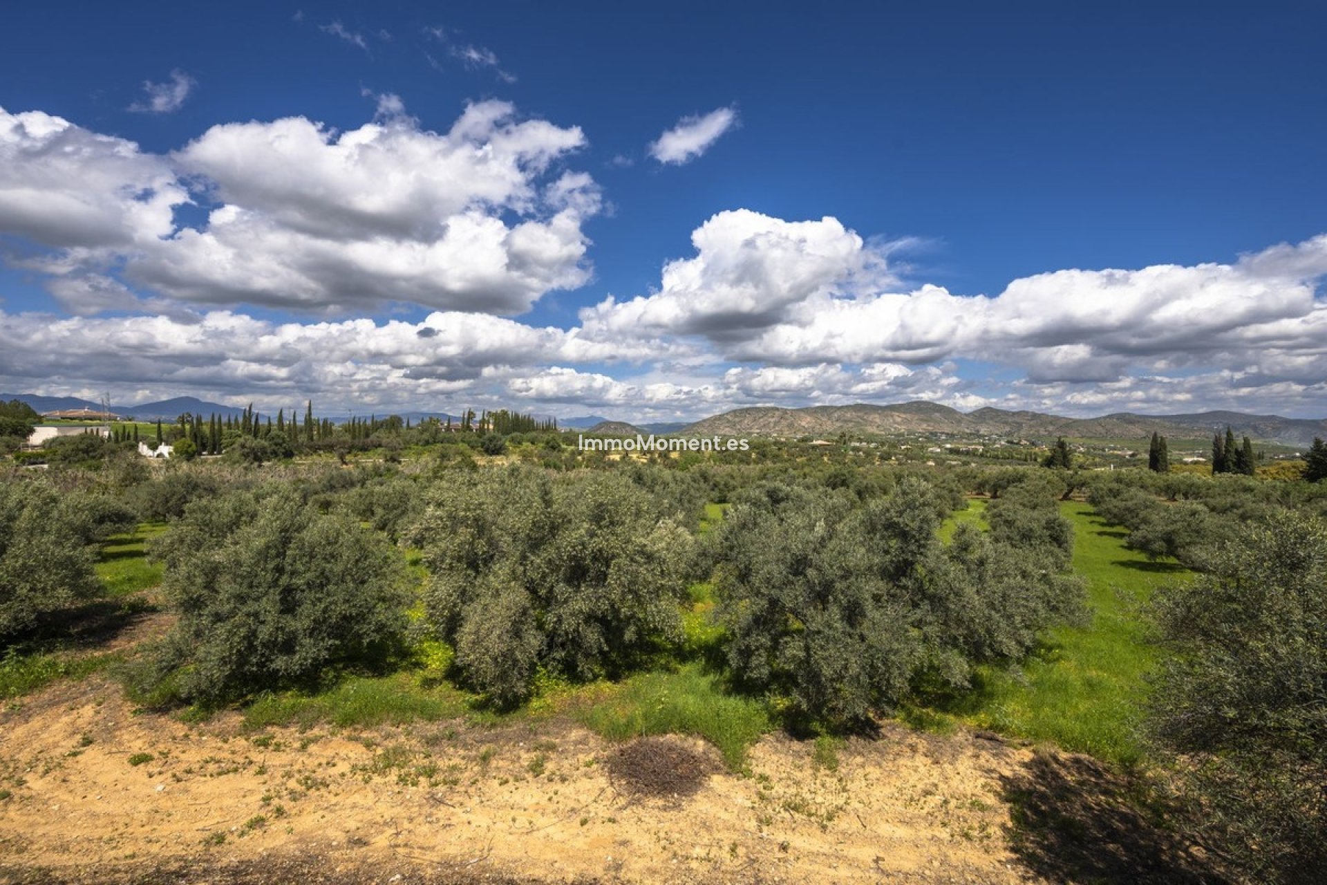 Wiederverkauf - Landhaus -   Inländisch - Alhaurín el Grande Centro