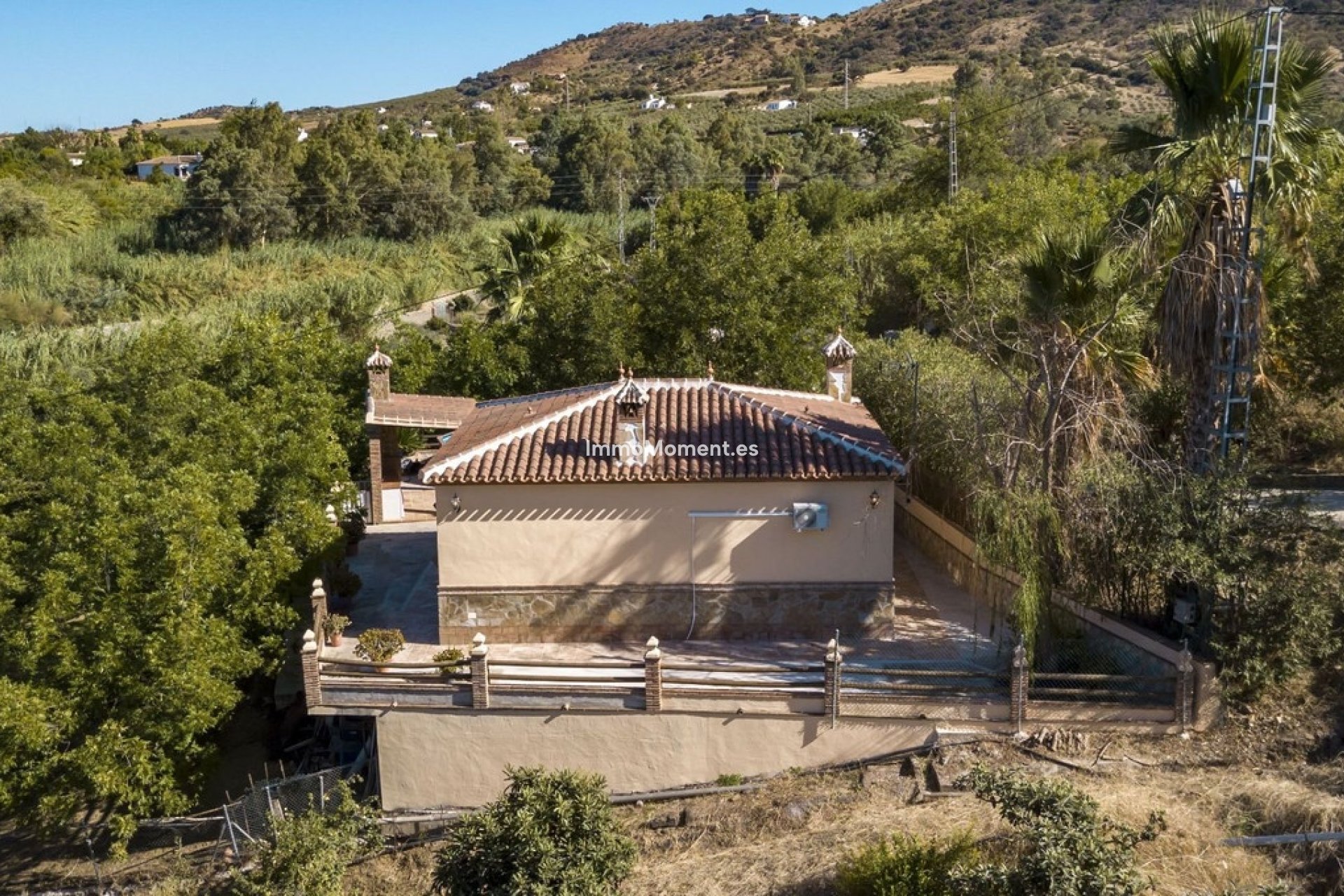 Wiederverkauf - Landhaus -   Inländisch - Coín