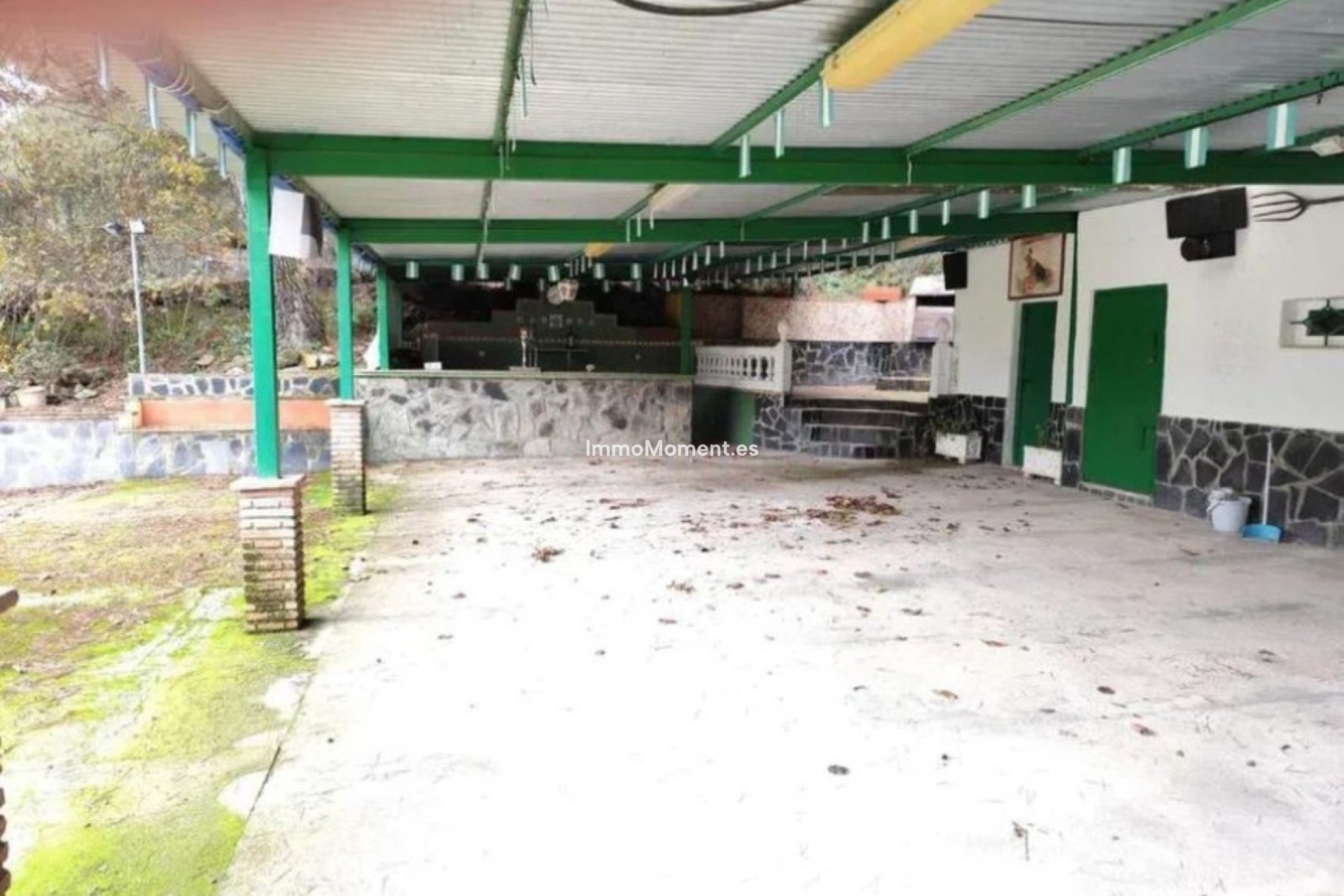 Wiederverkauf - Landhaus -   Inländisch - Monda