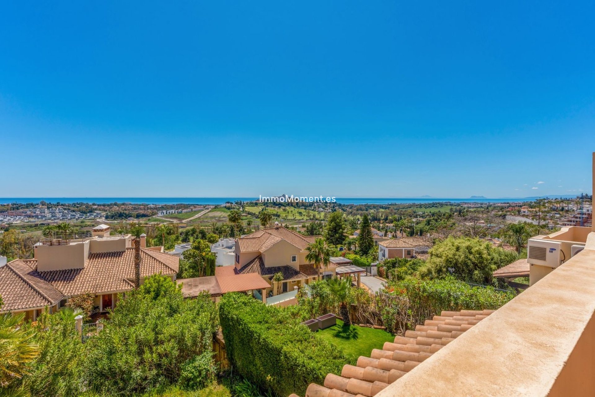 Wiederverkauf - Reihenhaus - Estepona  - Atalaya