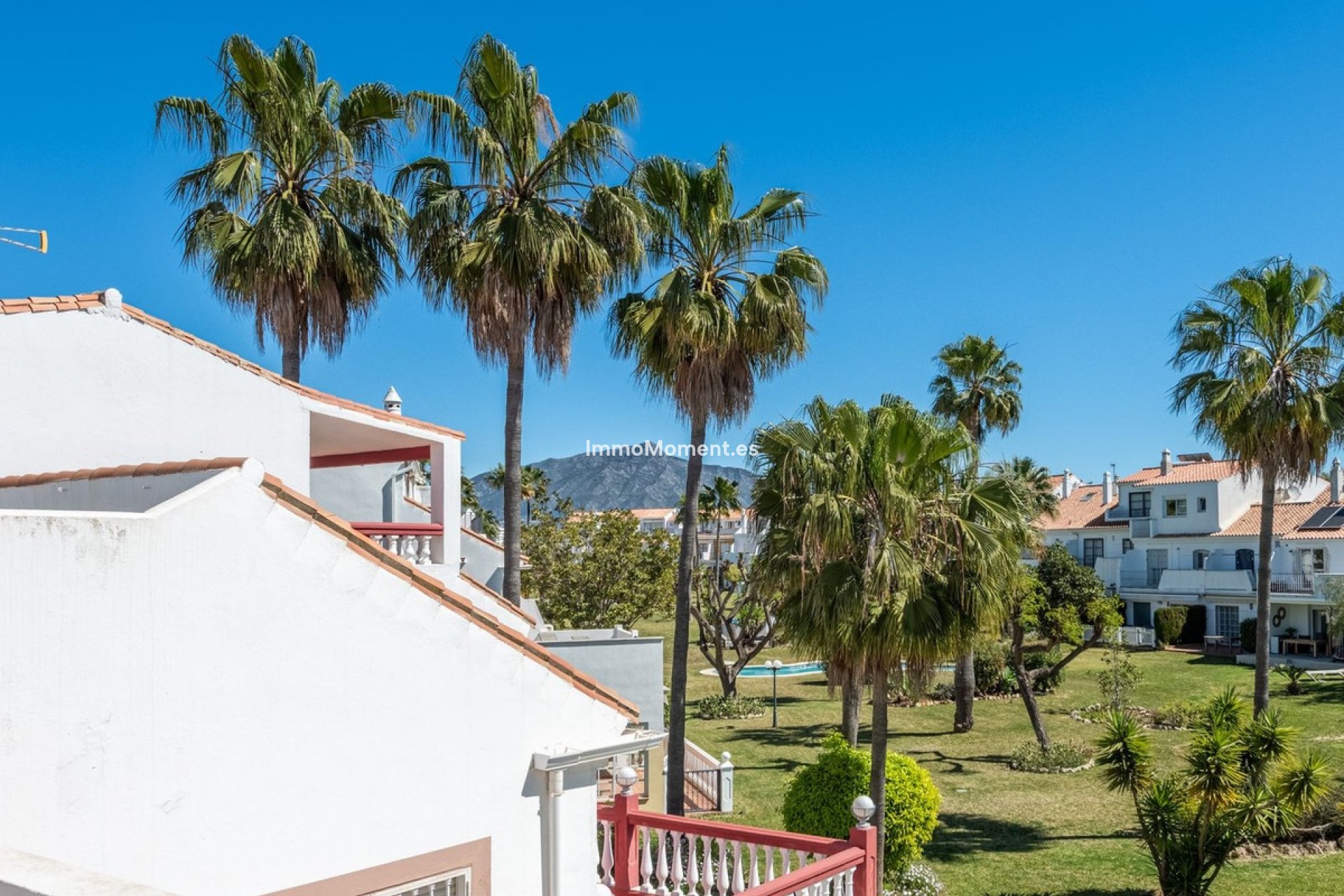 Wiederverkauf - Reihenhaus - Estepona  - Atalaya