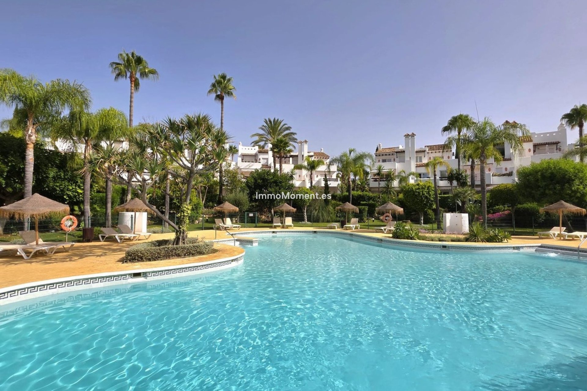 Wiederverkauf - Reihenhaus - Estepona  - Costalita