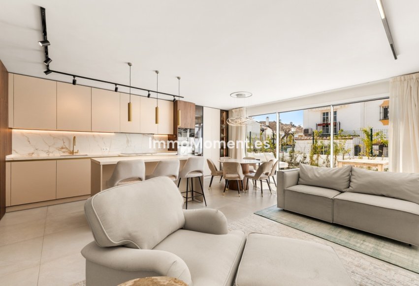 Wiederverkauf - Reihenhaus - Estepona  - Estepona Centro