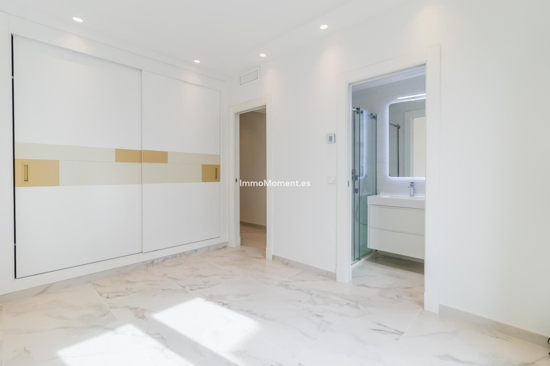 Wiederverkauf - Reihenhaus - Estepona  - Estepona Centro