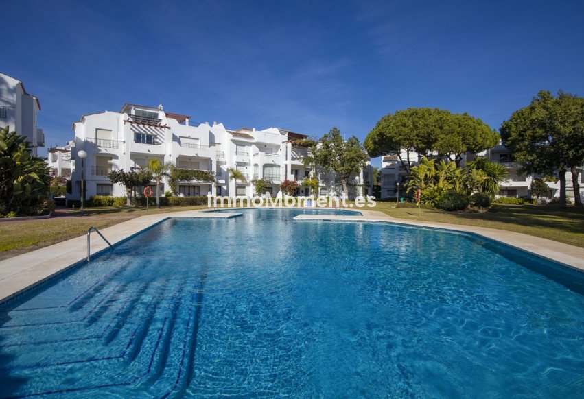 Wiederverkauf - Reihenhaus - Estepona  - Estepona Centro