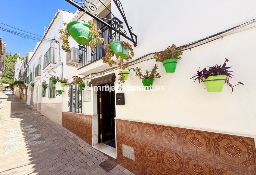 Wiederverkauf - Reihenhaus - Estepona  - Estepona Centro
