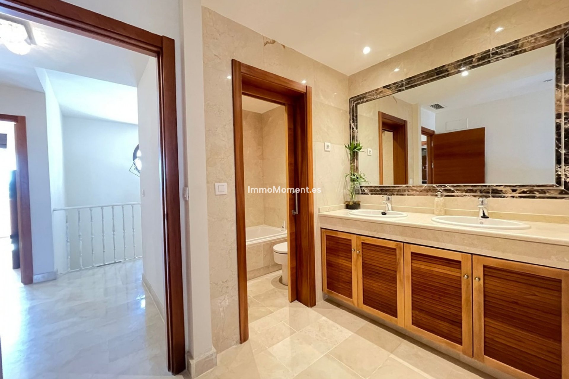 Wiederverkauf - Reihenhaus - Estepona  - Estepona Centro