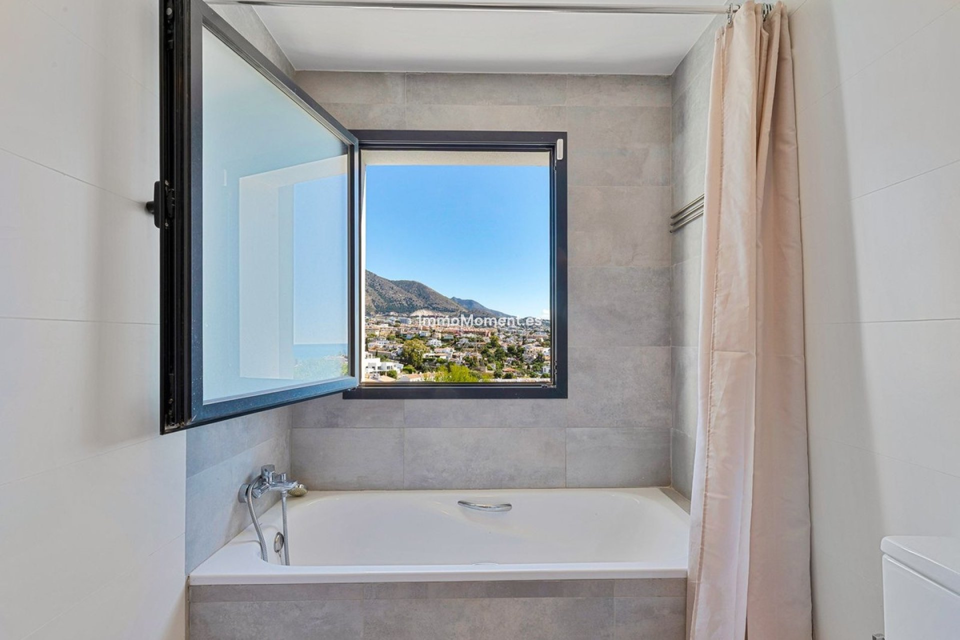 Wiederverkauf - Reihenhaus - Fuengirola - Fuengirola Centro