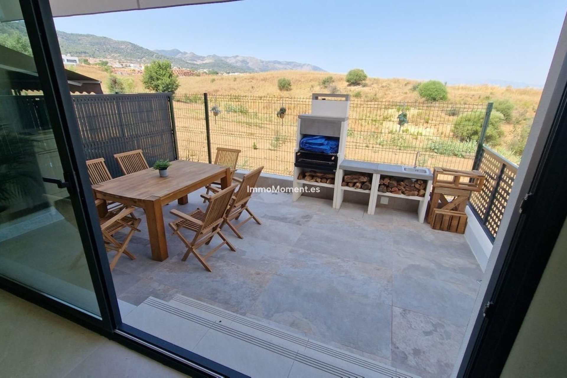 Wiederverkauf - Reihenhaus -   Inländisch - Alhaurín de la Torre