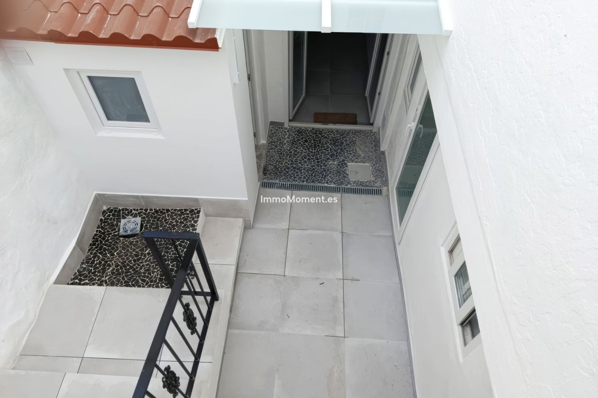 Wiederverkauf - Reihenhaus -   Inländisch - Alhaurín el Grande Centro