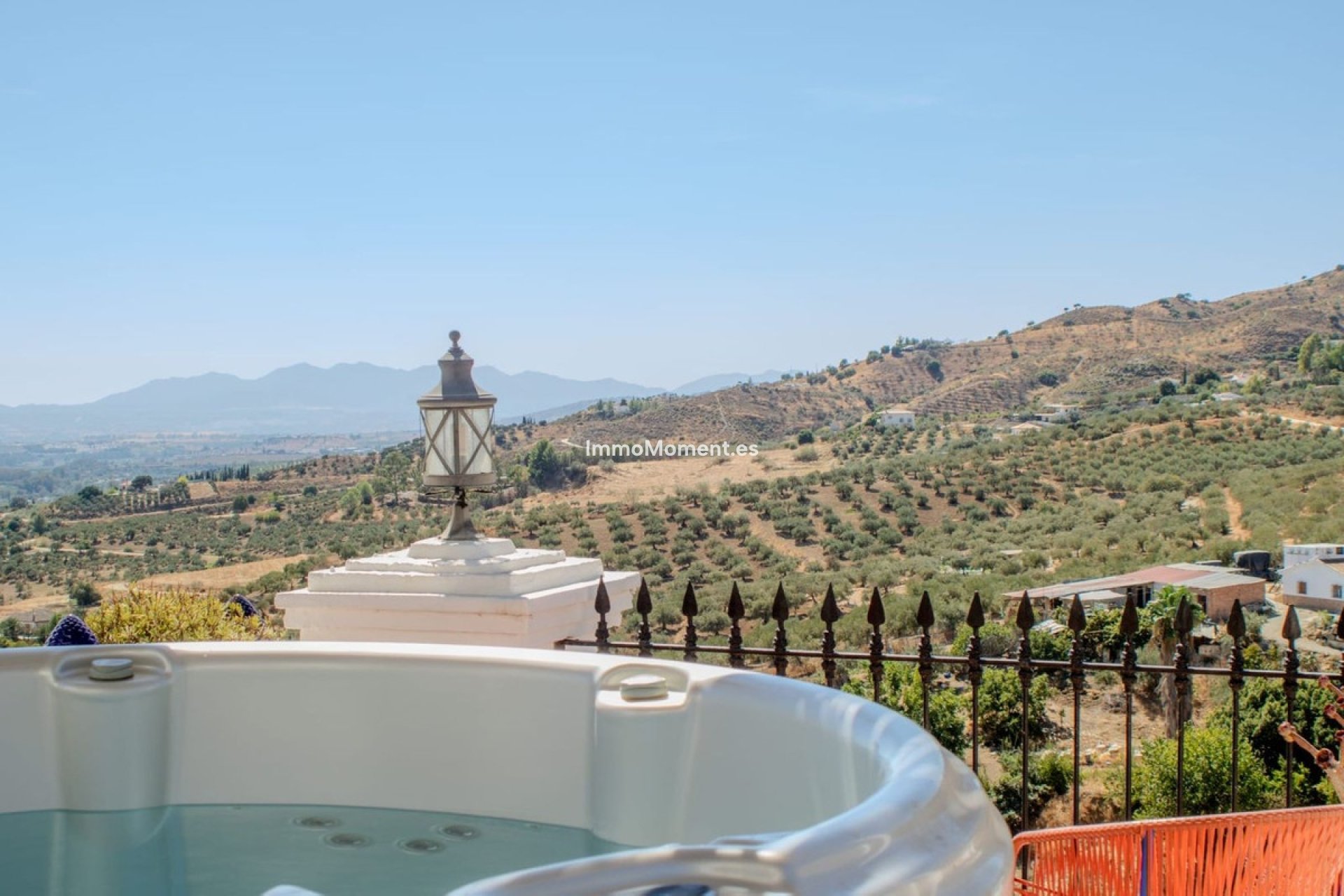 Wiederverkauf - Reihenhaus -   Inländisch - Alora