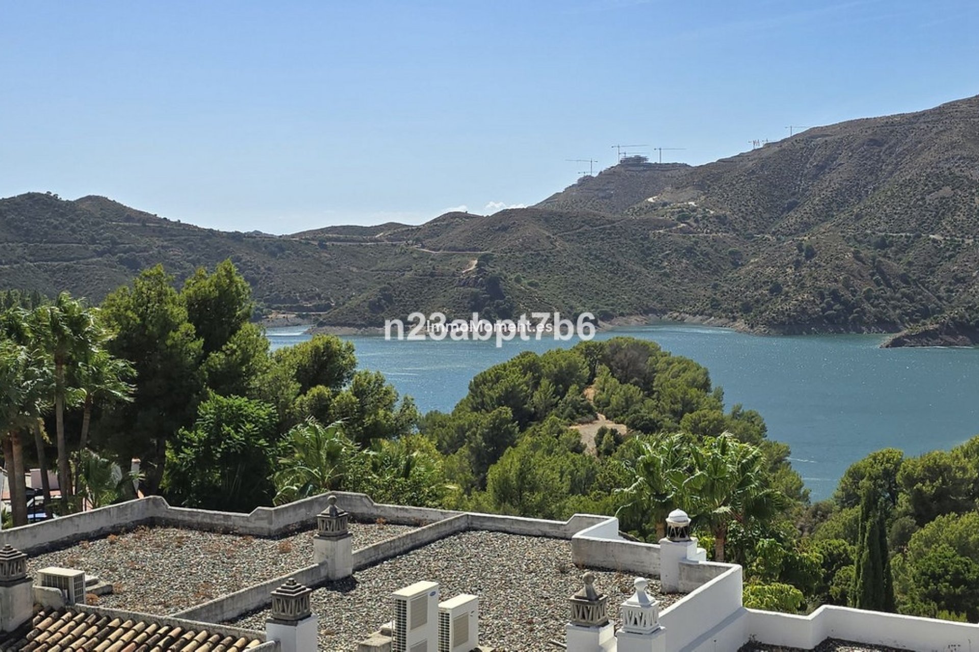 Wiederverkauf - Reihenhaus -   Inländisch - Istán