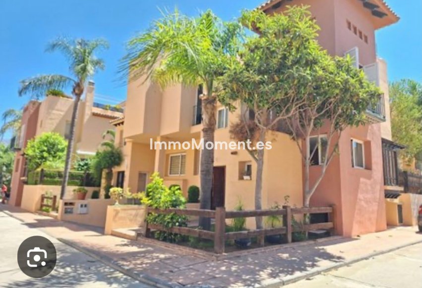 Wiederverkauf - Reihenhaus - Marbella - Nueva Andalucía