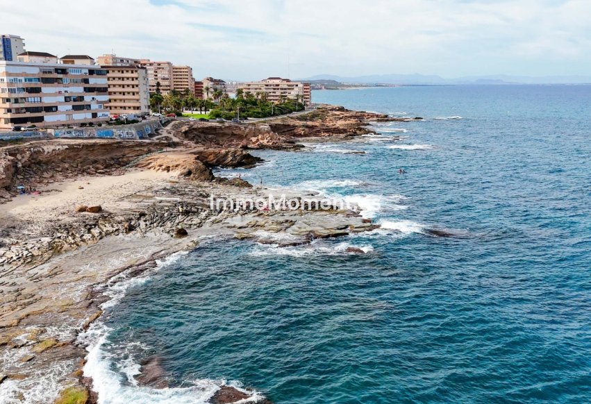 Wiederverkauf - Reihenhaus - Torrevieja - Playa De La Mata