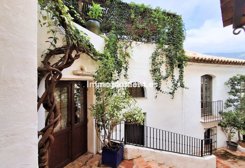 Wiederverkauf - Villa - Benahavís - Benahavís Centro