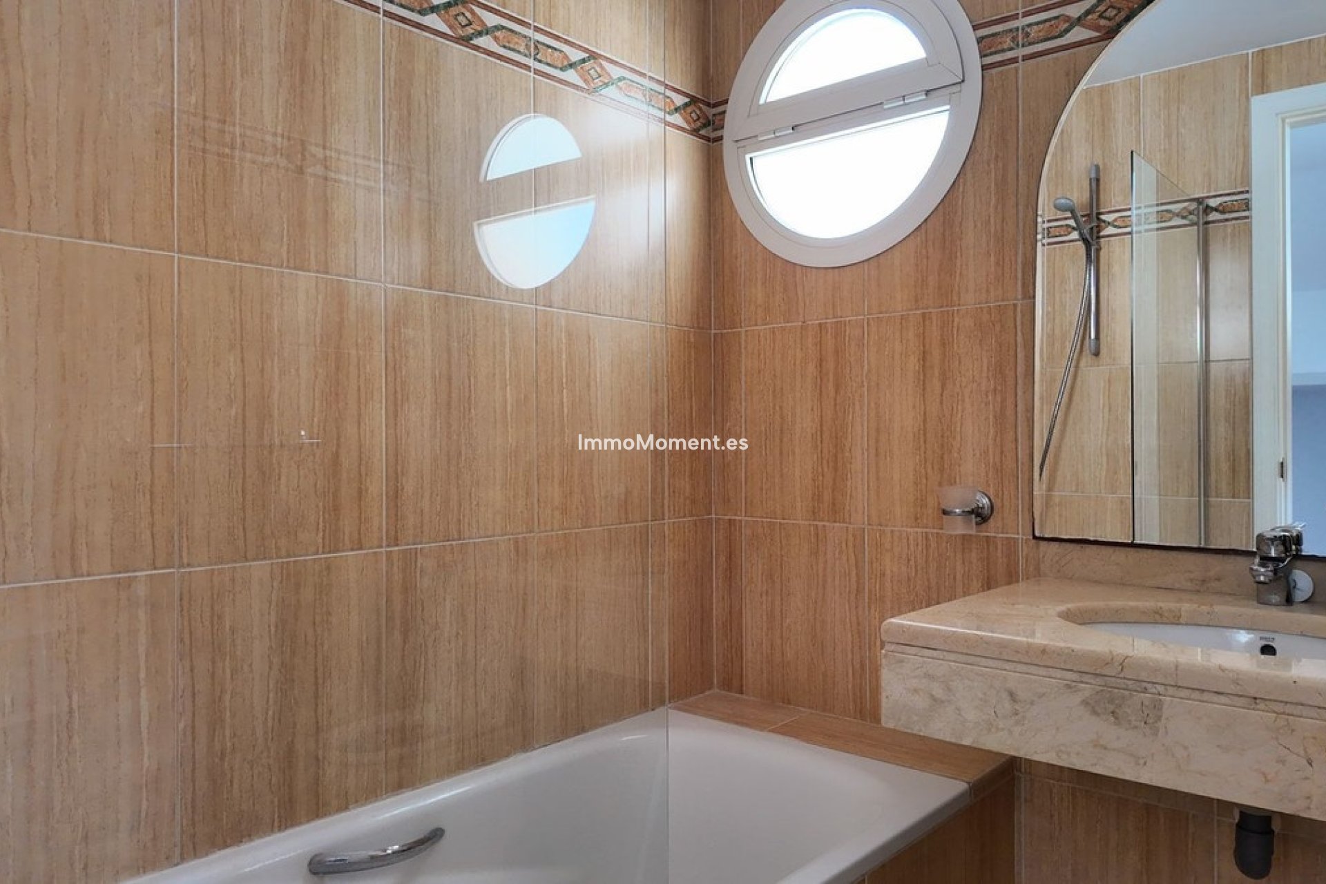 Wiederverkauf - Villa - Benalmadena - Benalmadena Centro