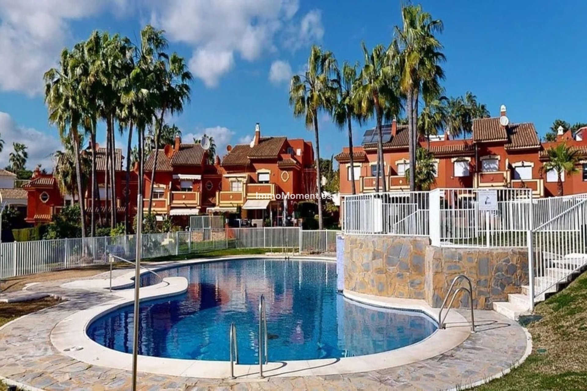 Wiederverkauf - Villa - Estepona  - Atalaya