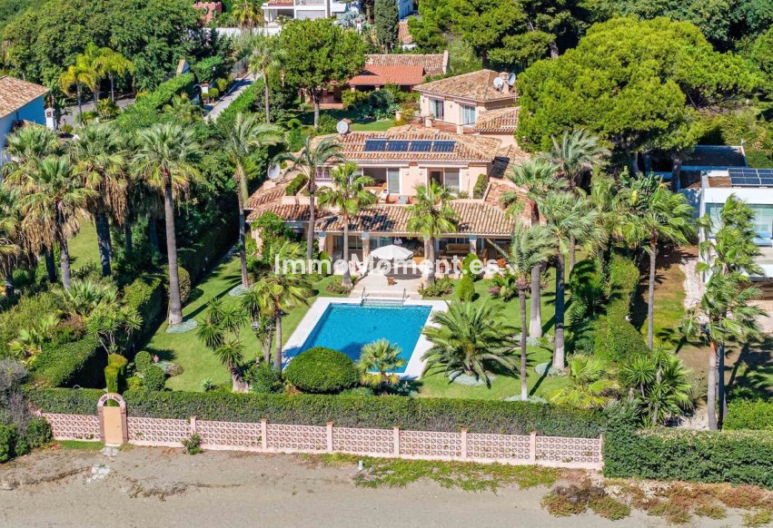 Wiederverkauf - Villa - Estepona  - Benamara