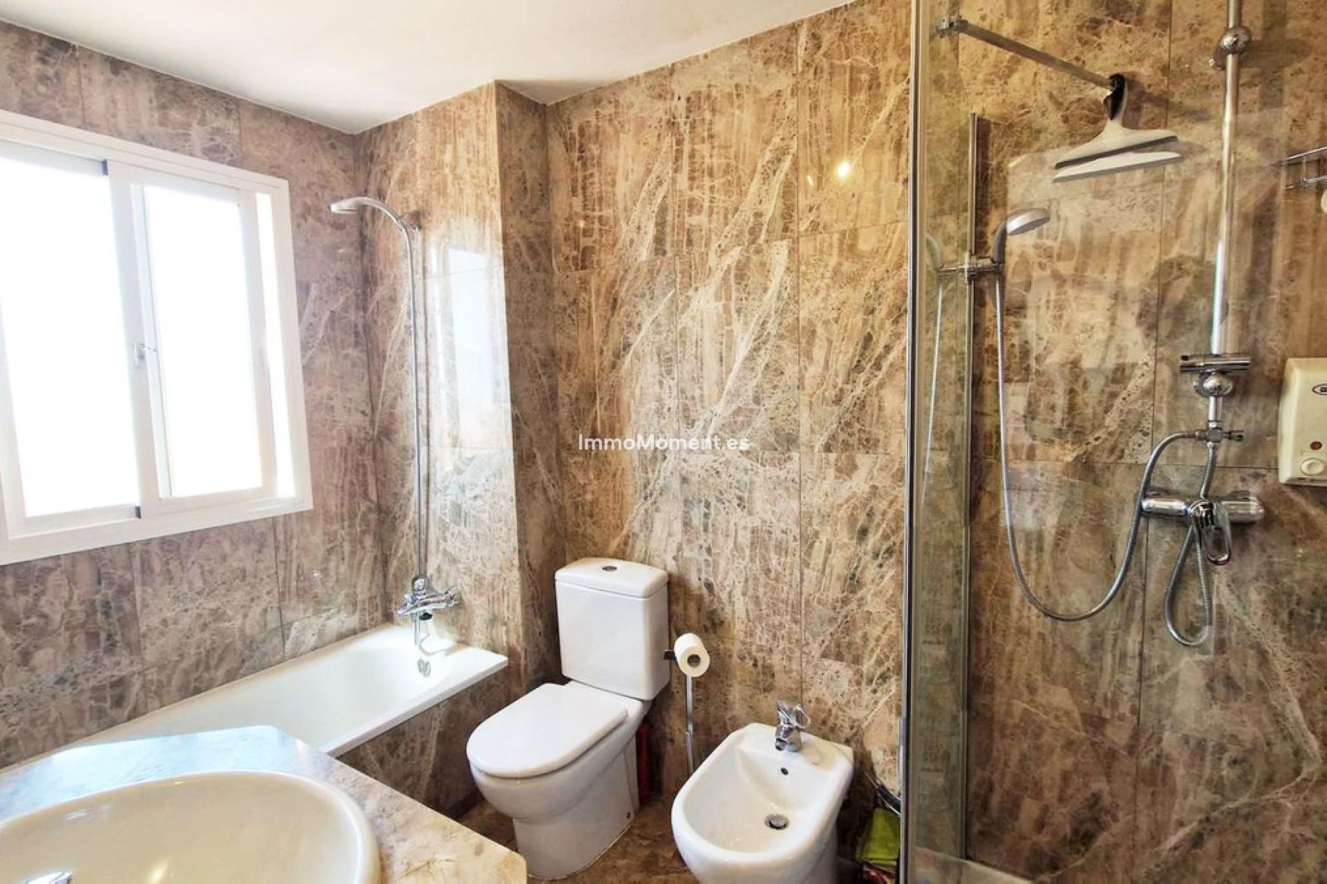 Wiederverkauf - Villa - Estepona  - Estepona Centro