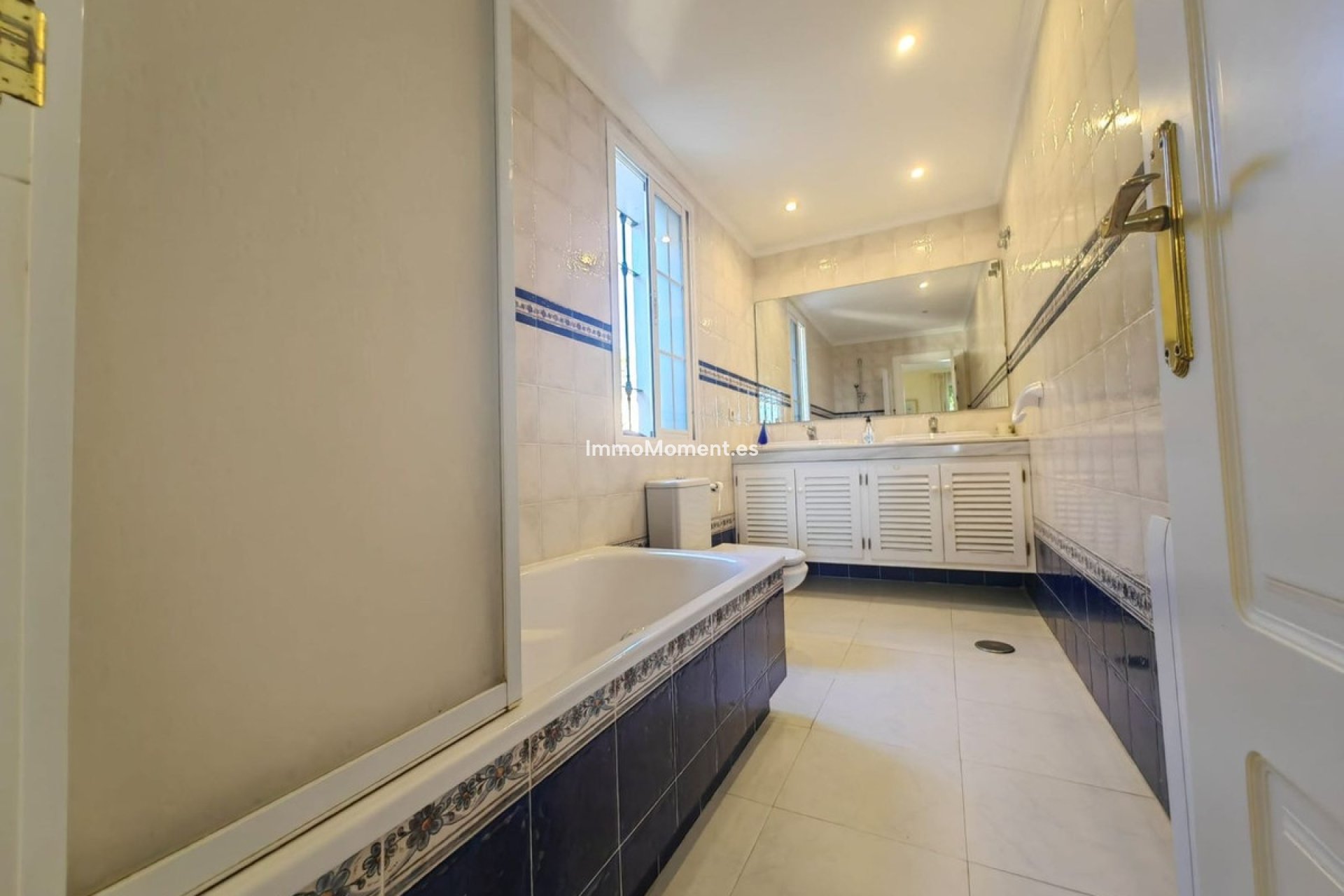 Wiederverkauf - Villa - Estepona  - Estepona Centro