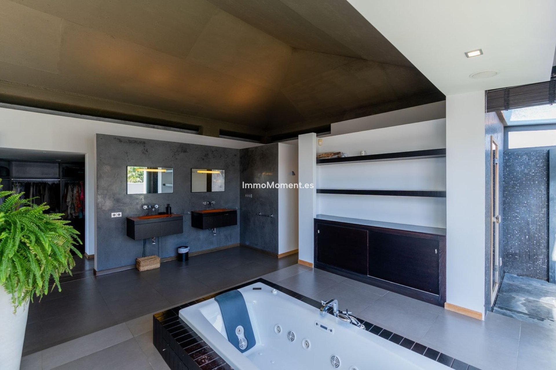 Wiederverkauf - Villa - Estepona  - New Golden Mile