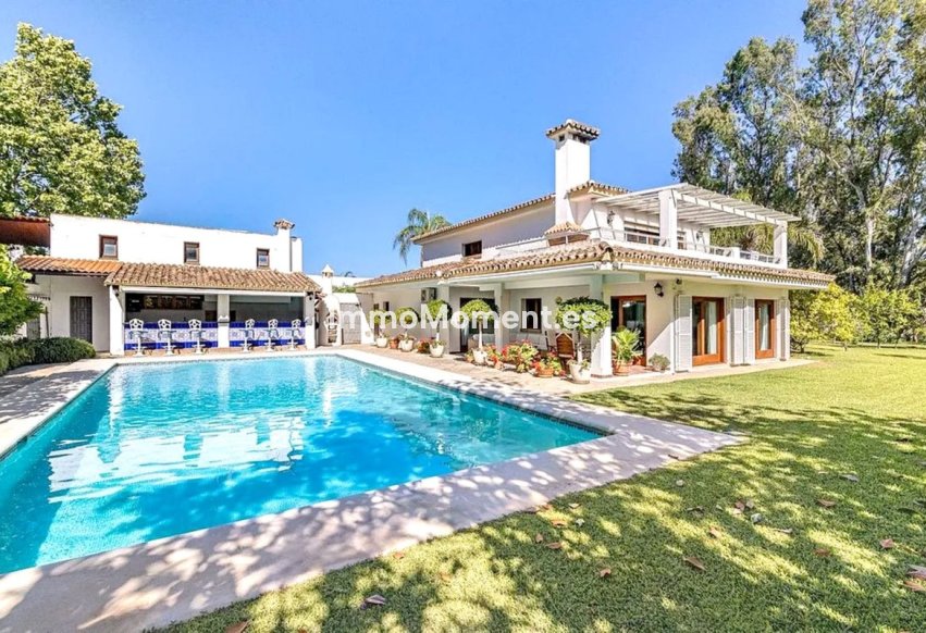 Wiederverkauf - Villa - Estepona  - New Golden Mile