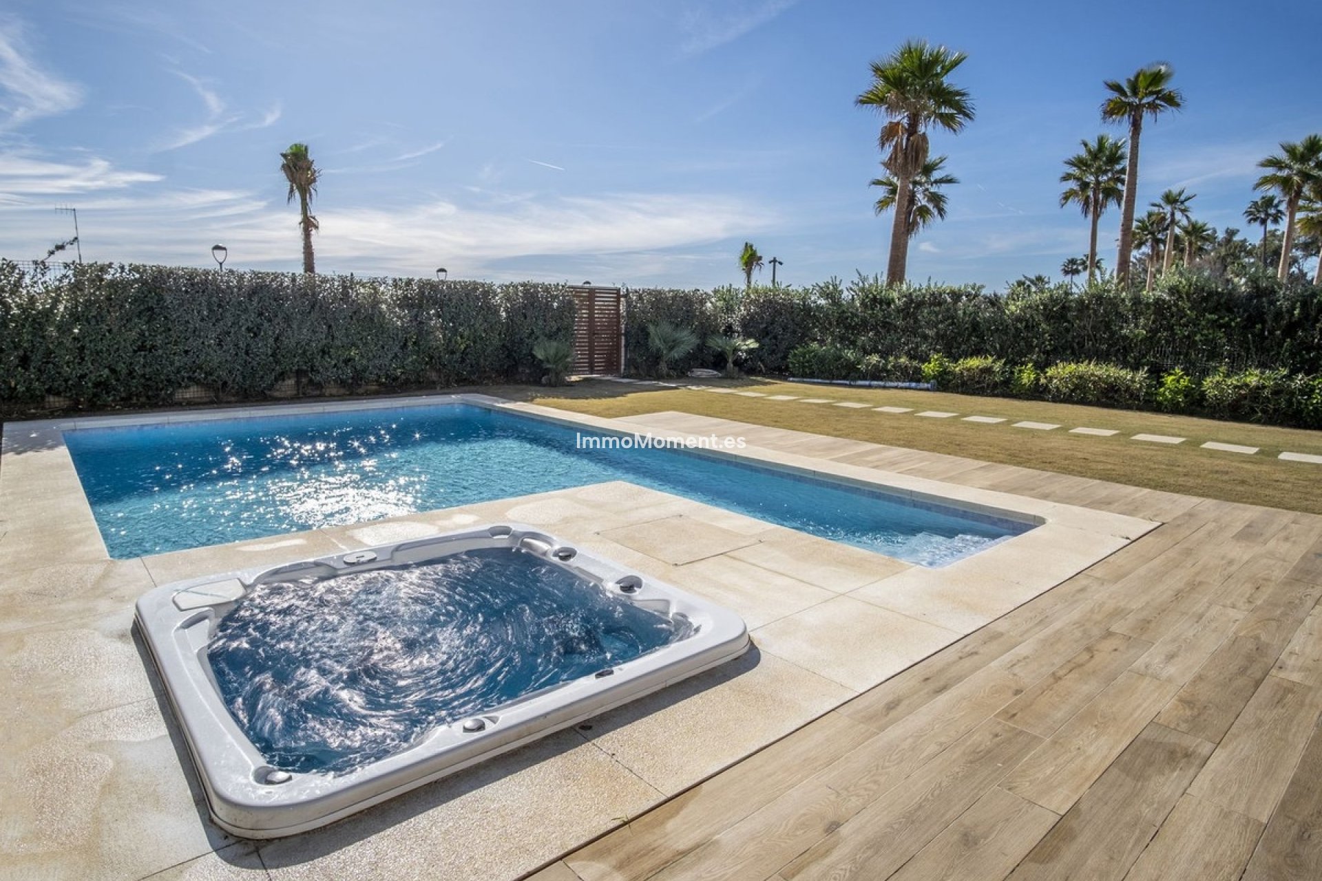Wiederverkauf - Villa - Estepona  - New Golden Mile
