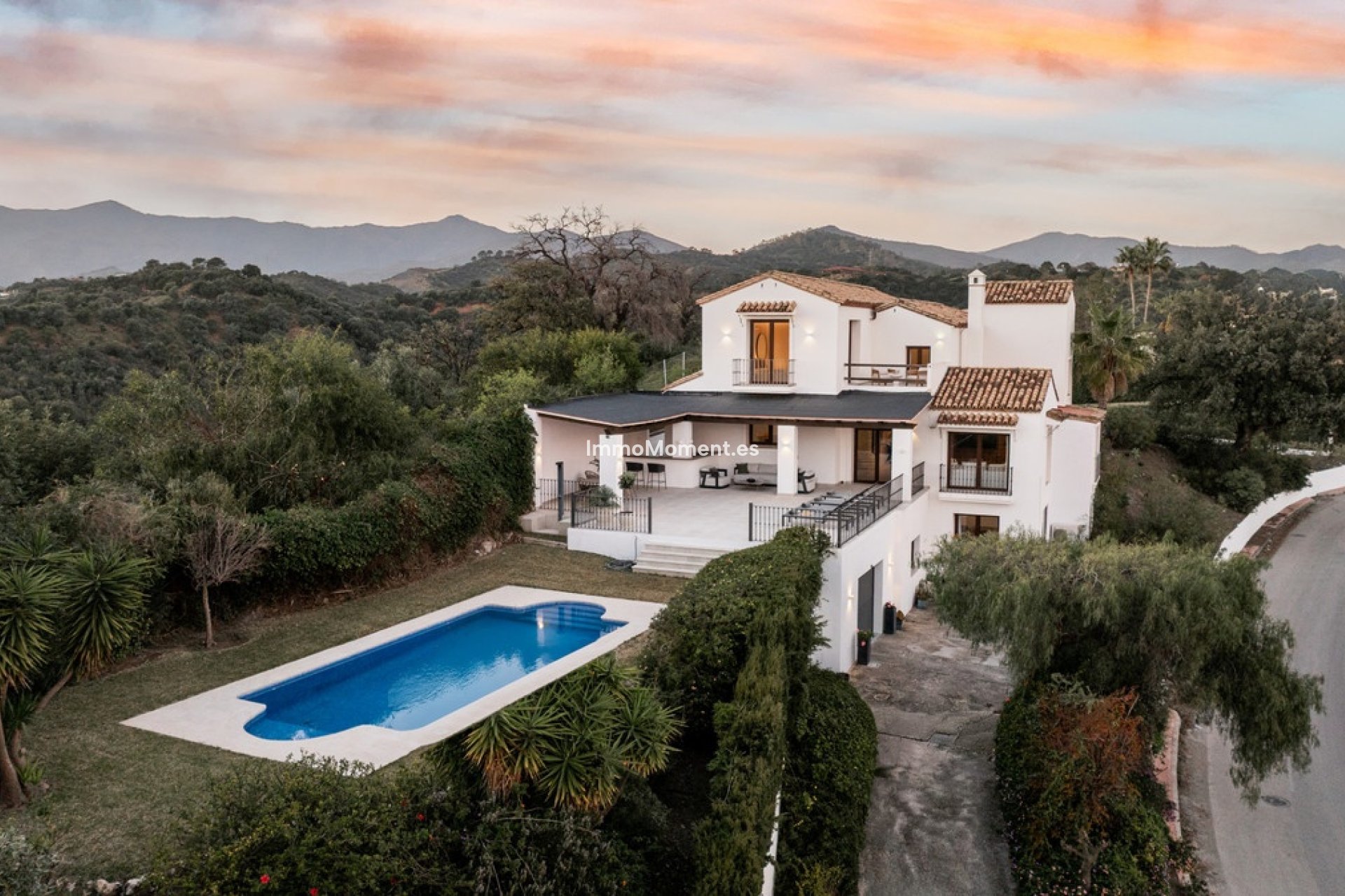 Wiederverkauf - Villa - Estepona  - Selwo