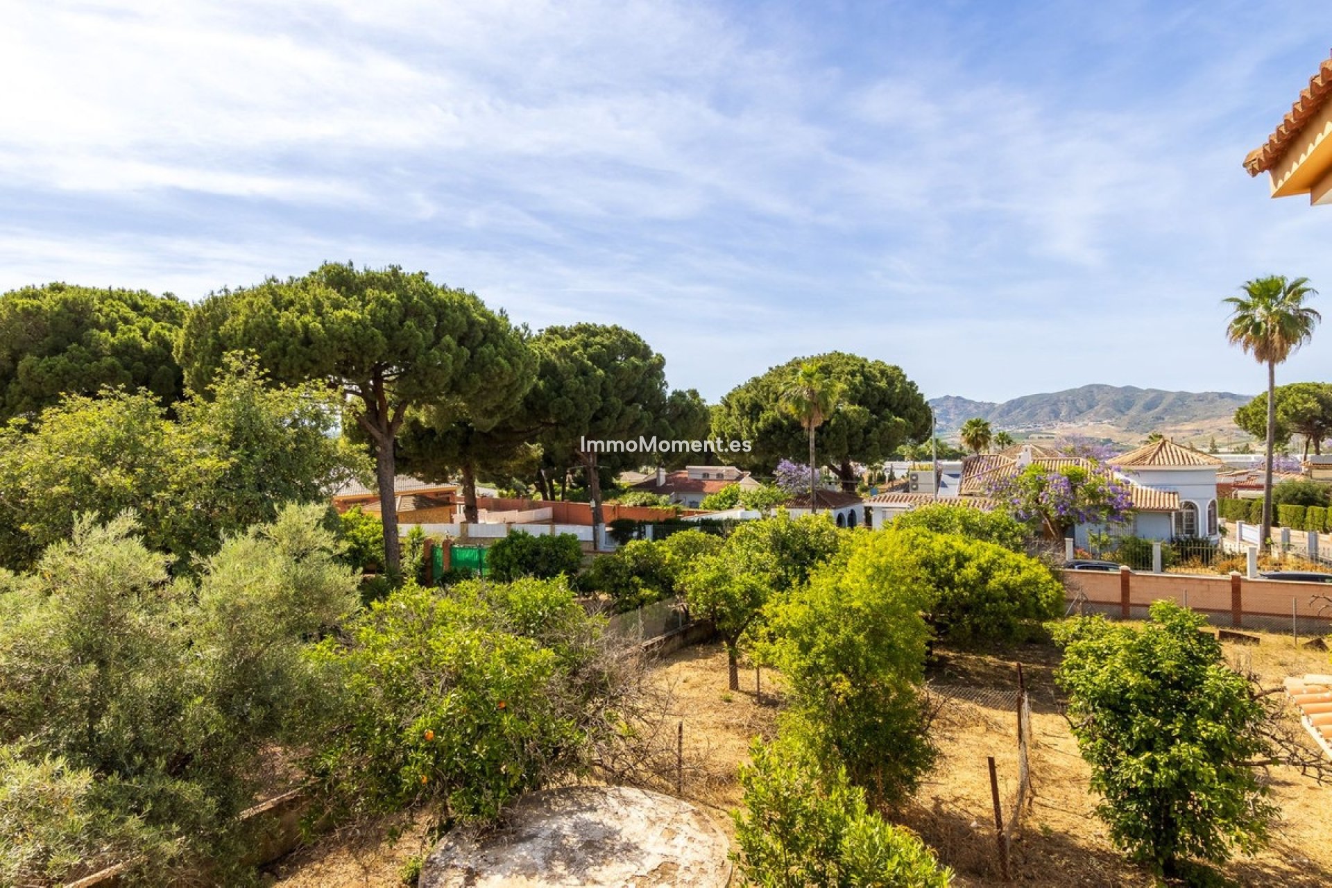 Wiederverkauf - Villa -   Inländisch - Alhaurín de la Torre