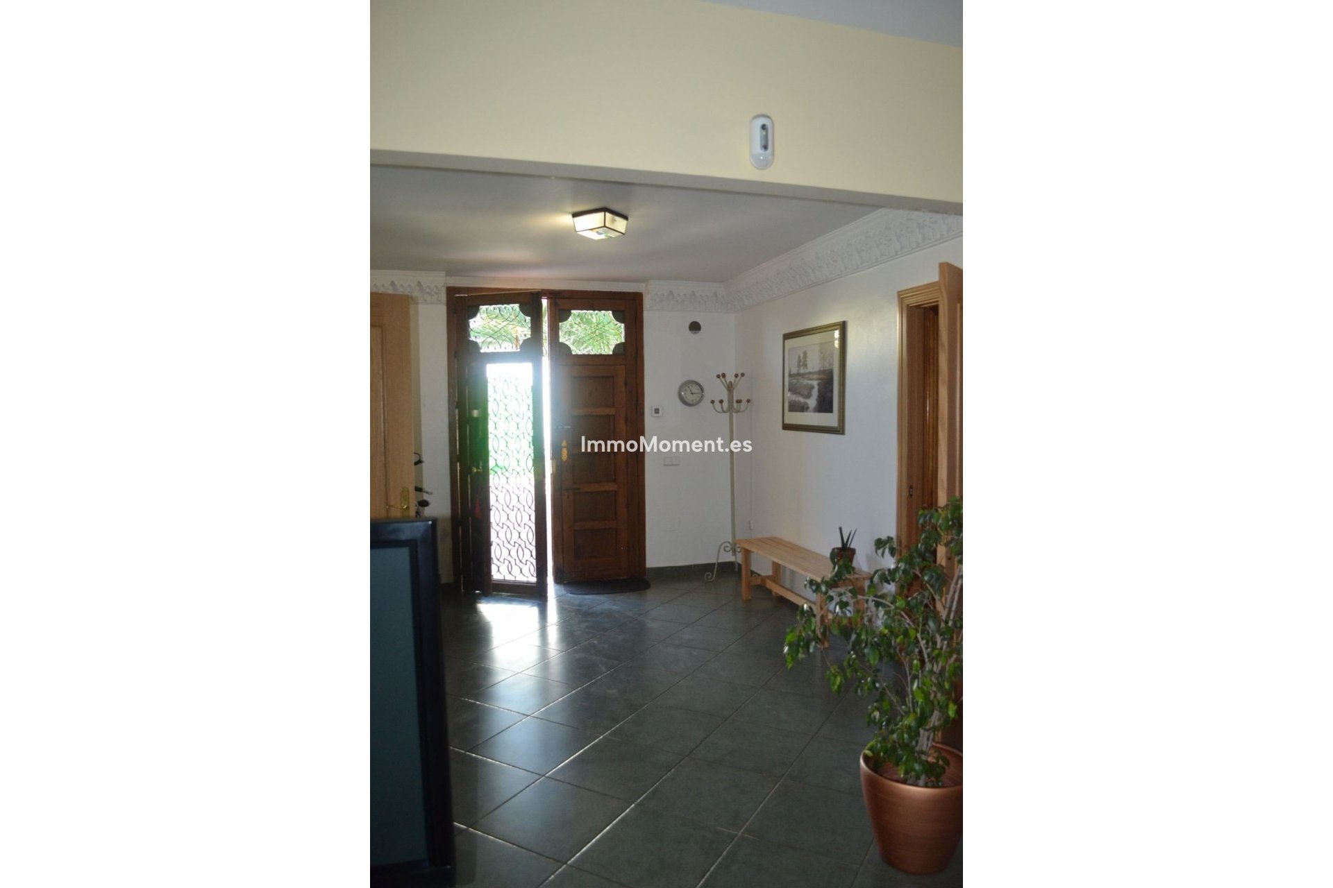 Wiederverkauf - Villa -   Inländisch - Alhaurín de la Torre