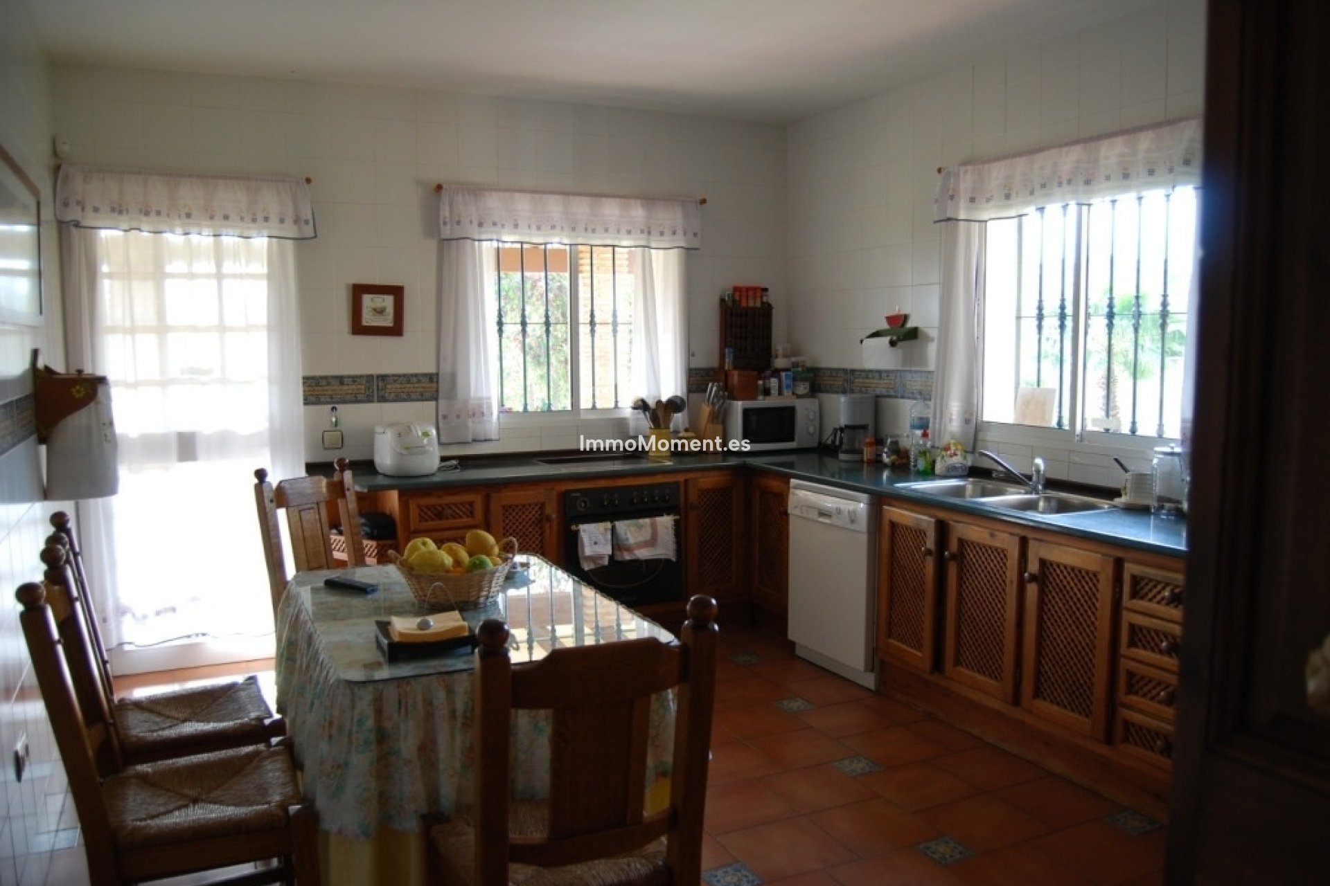 Wiederverkauf - Villa -   Inländisch - Alhaurín de la Torre