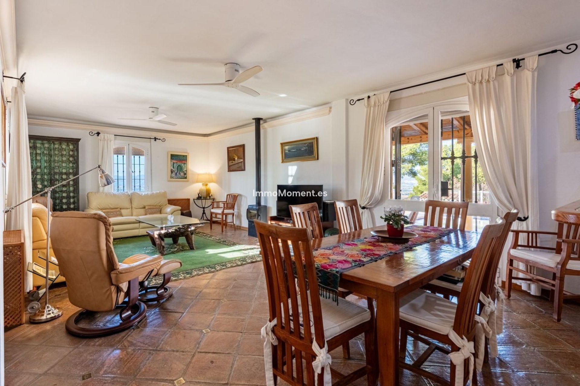 Wiederverkauf - Villa -   Inländisch - Alhaurín de la Torre