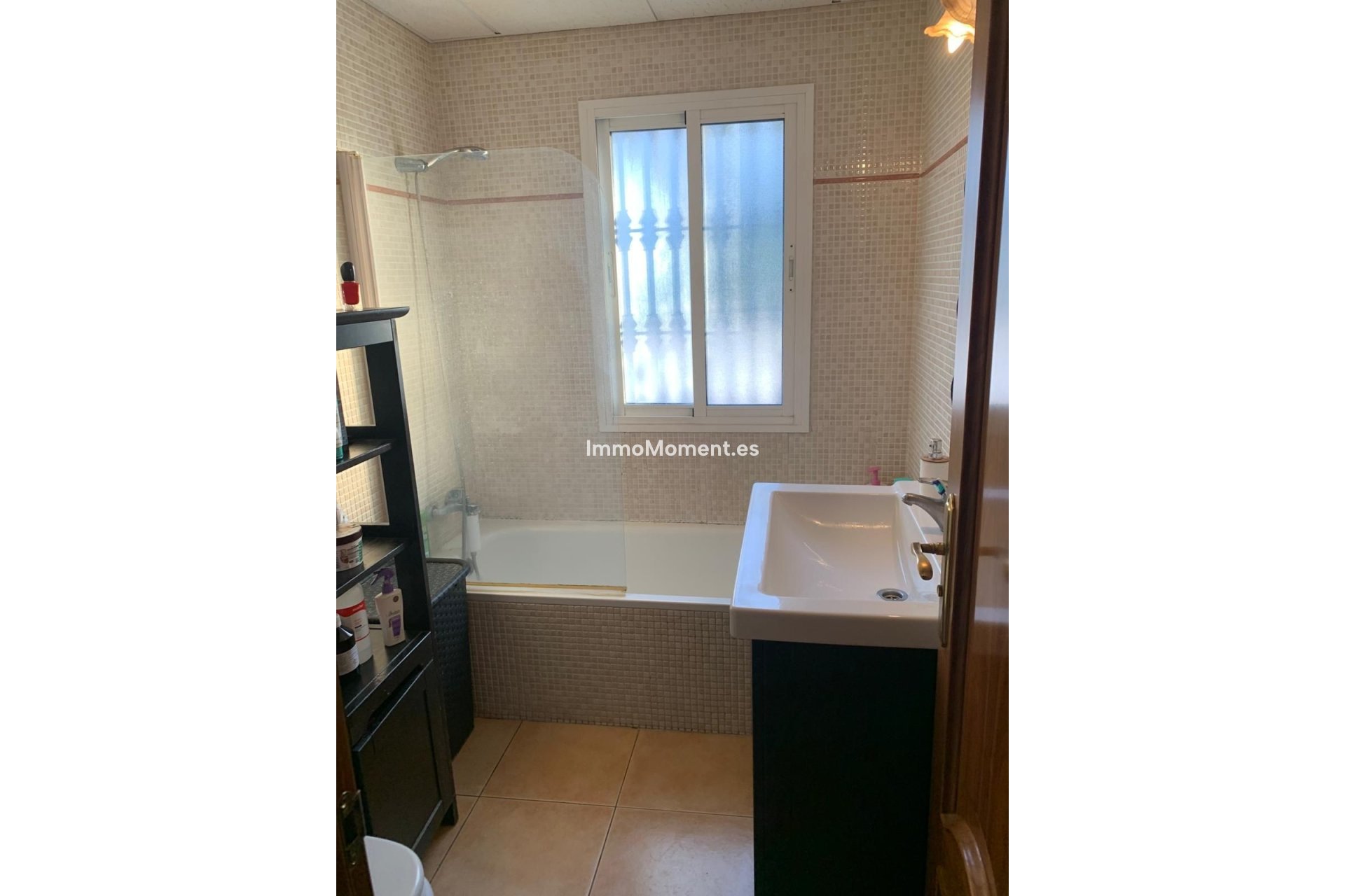 Wiederverkauf - Villa -   Inländisch - Alhaurín de la Torre