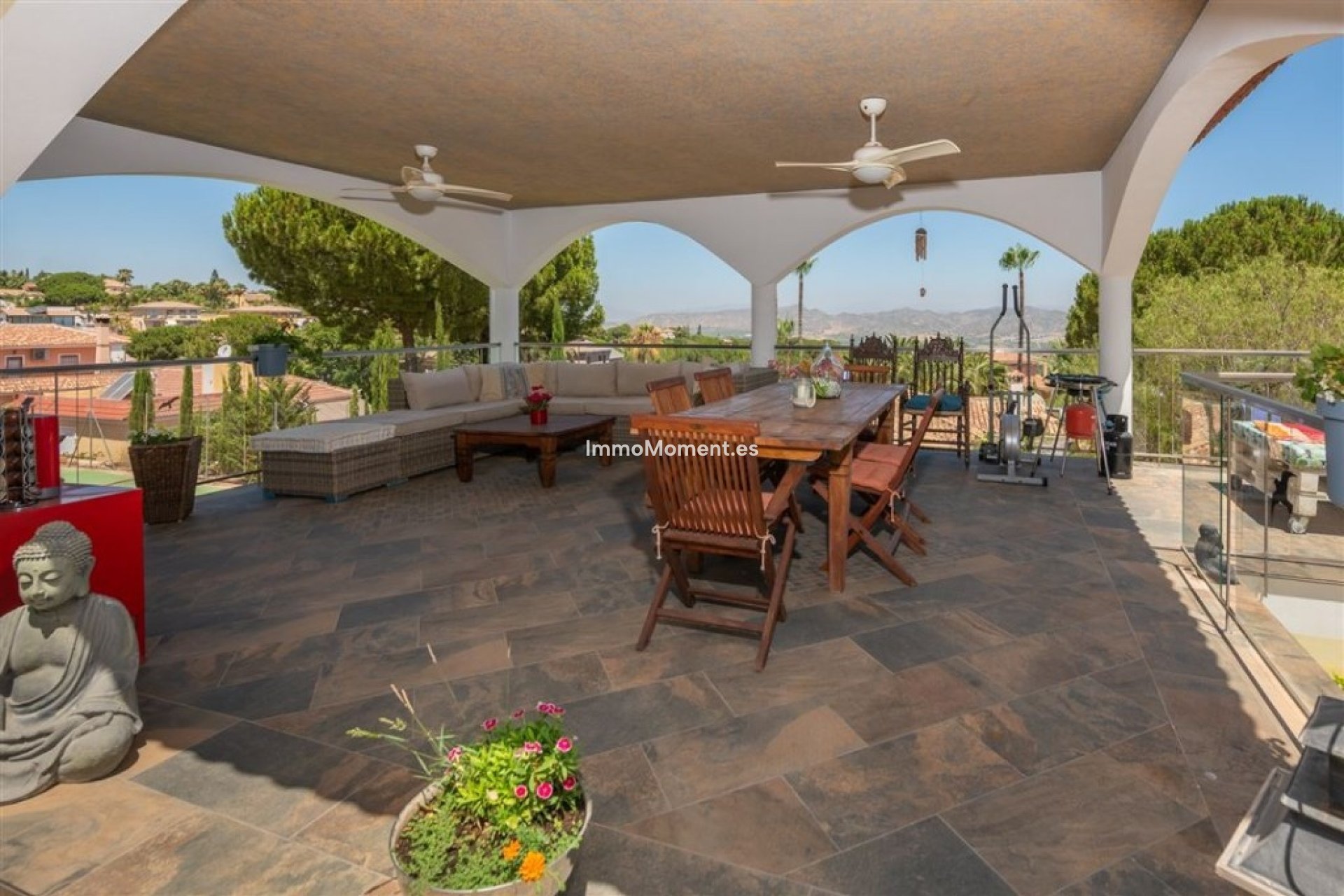 Wiederverkauf - Villa -   Inländisch - Alhaurín de la Torre