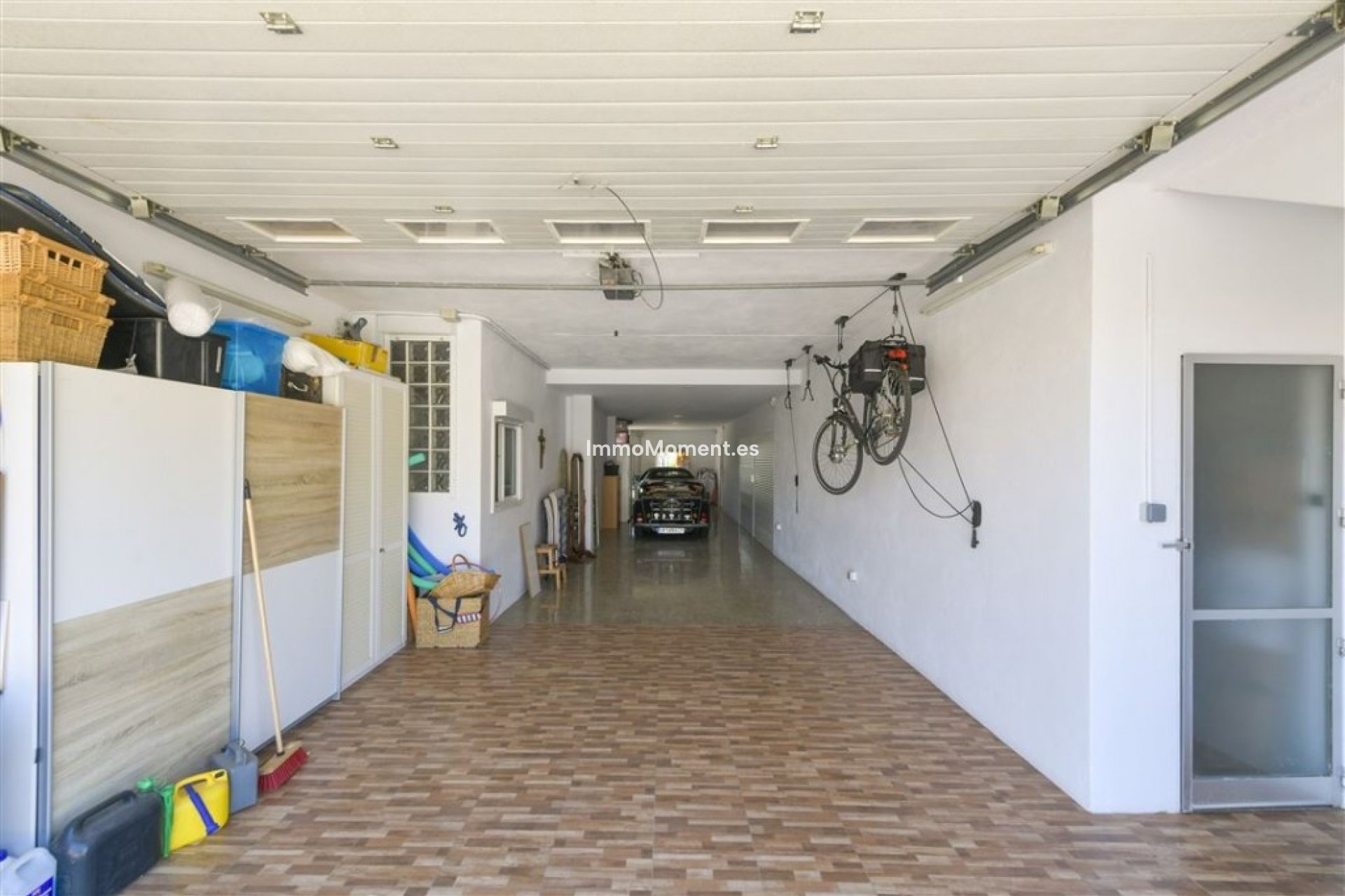 Wiederverkauf - Villa -   Inländisch - Alhaurín de la Torre