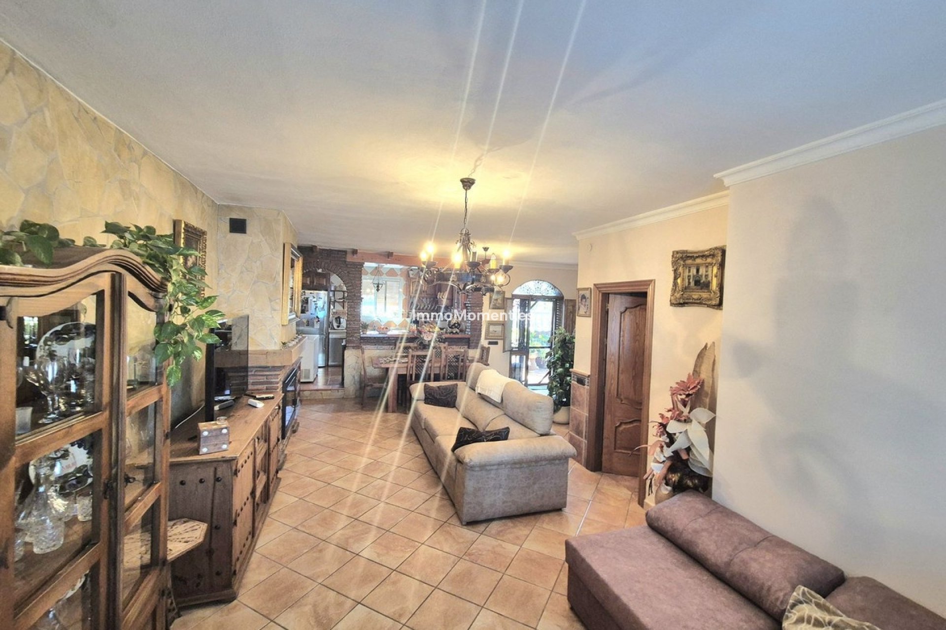 Wiederverkauf - Villa -   Inländisch - Alhaurín el Grande Centro