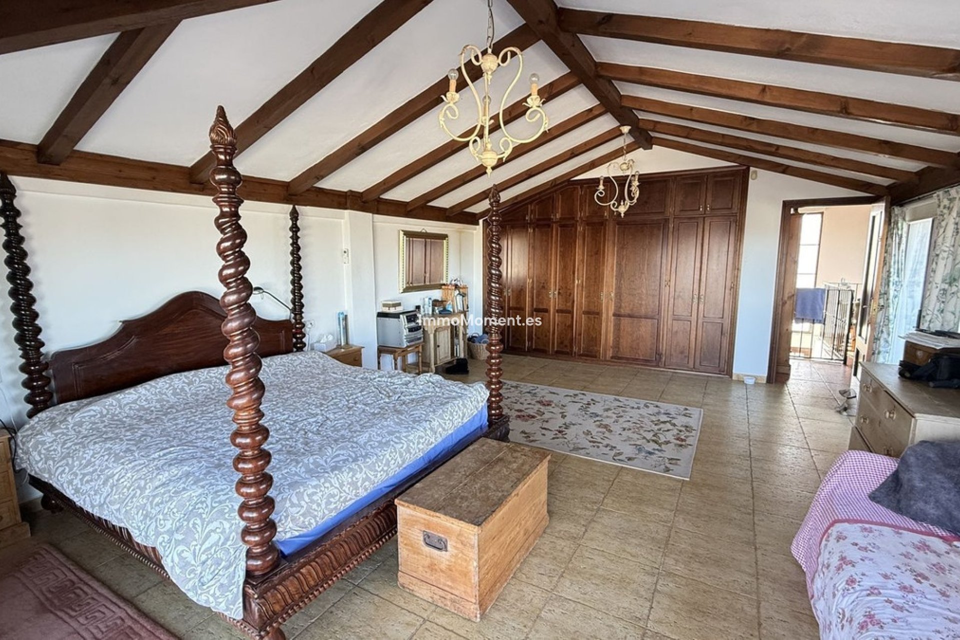 Wiederverkauf - Villa -   Inländisch - Alhaurín el Grande Centro