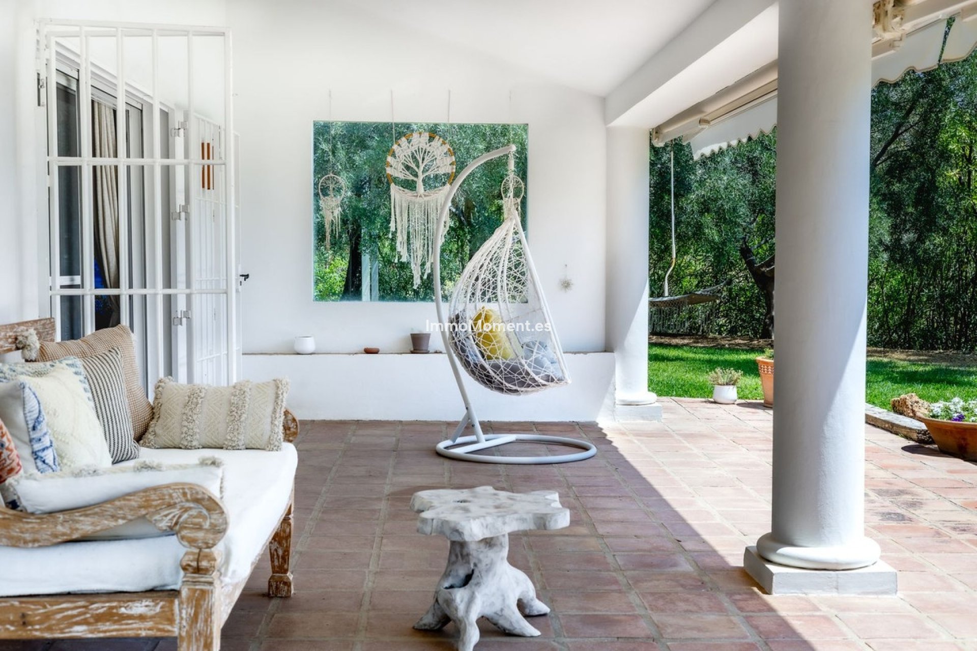 Wiederverkauf - Villa -   Inländisch - Alhaurín el Grande Centro